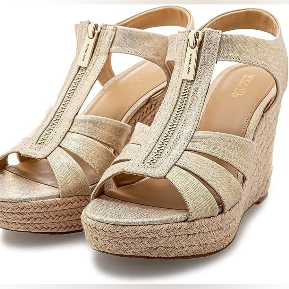 MICHAEL Michael Kora Berkley Wedge Sandal NEW size 9